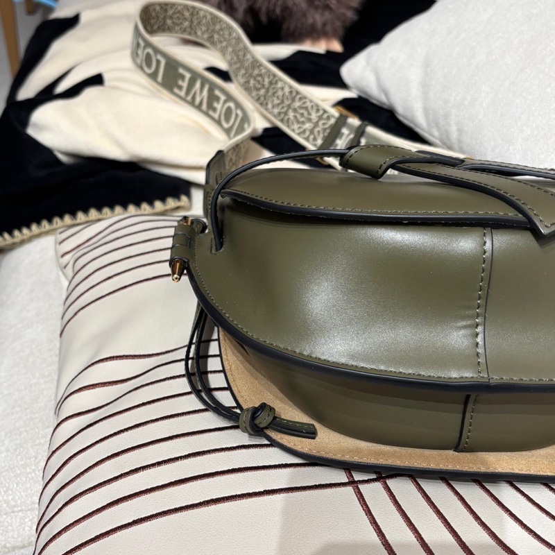 Loewe gate small calfskin ,-9