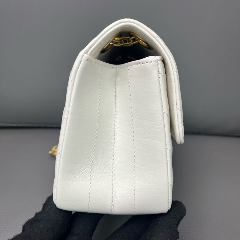 Chanel 2.55鏈條包 白金V紋 芯片款 鏈條肩帶 20*8*13cm 95新 配件塵袋-7