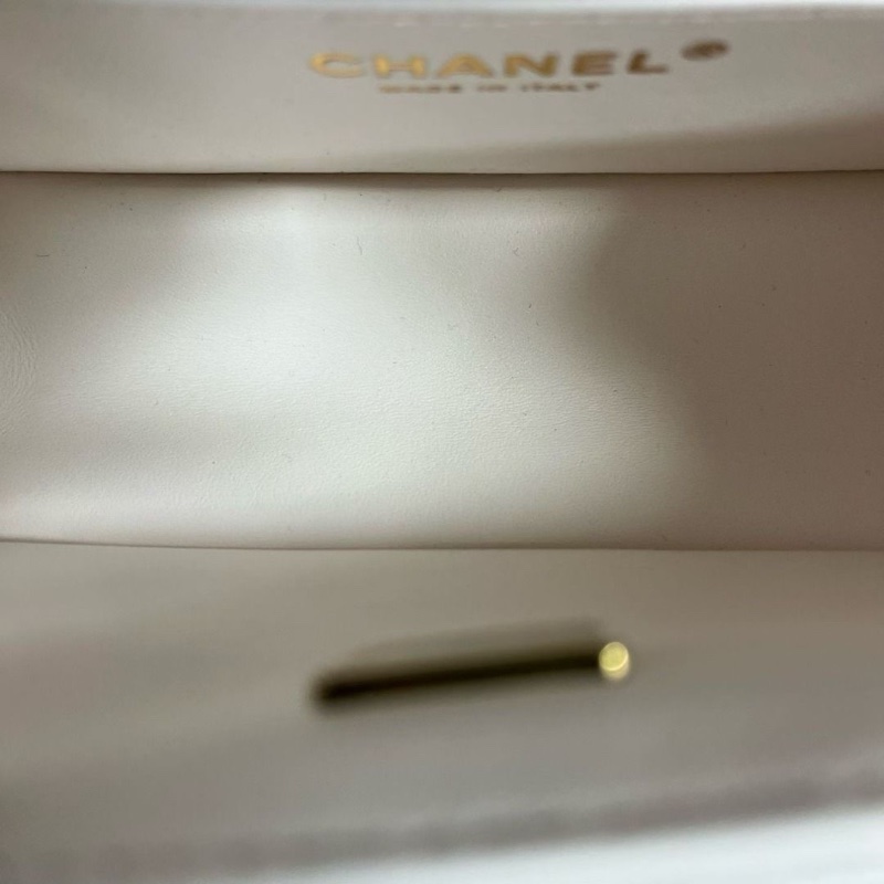 Chanel 2.55鏈條包 白金V紋 芯片款 鏈條肩帶 20*8*13cm 95新 配件塵袋-9