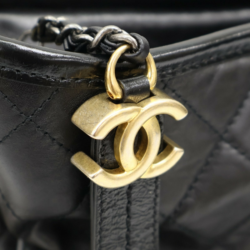 黑色 菱格紋 牛皮 Gabrielle Hobo 流浪包 肩背包【CHANEL 香奈兒】 AS1582-8