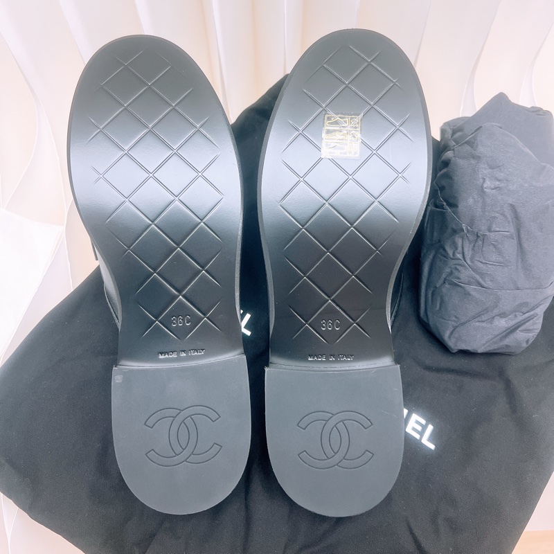 全新 36碼Chanel 黑金半拖麵包鞋/樂福鞋-5