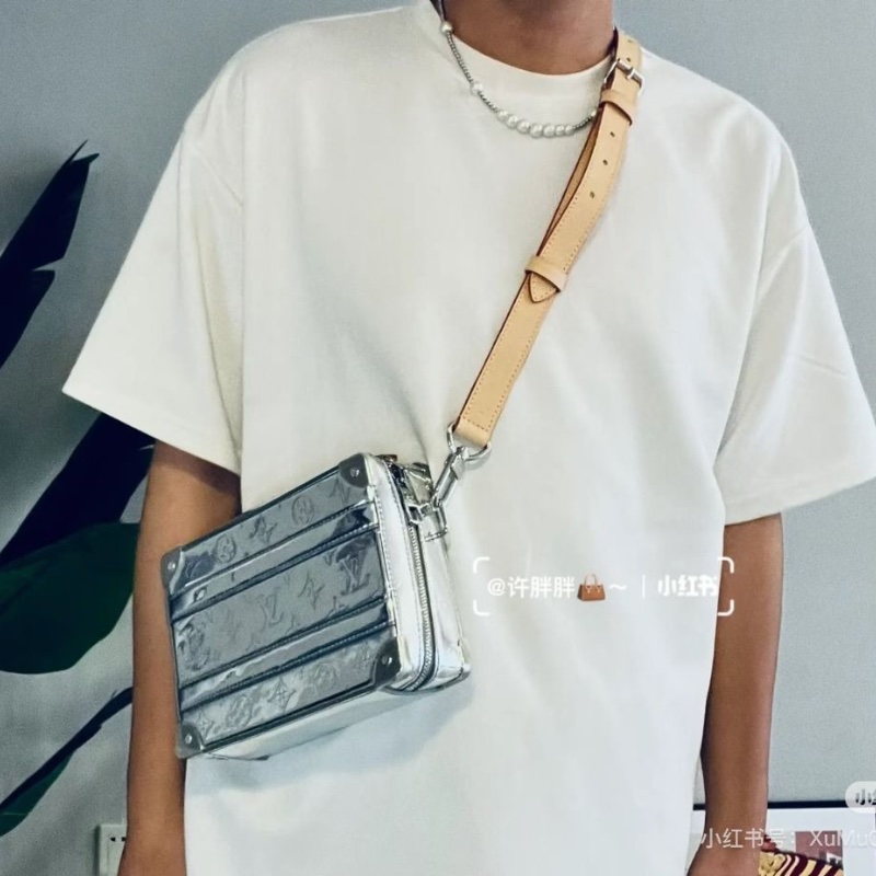 LV 芯片款 Handle trunk 銀色漆皮硬盒包 銀色鏡面 21*14.5*7 9新 配件肩帶 塵袋 盒子-1