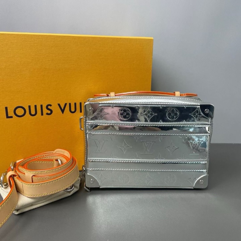 LV 芯片款 Handle trunk 銀色漆皮硬盒包 銀色鏡面 21*14.5*7 9新 配件肩帶 塵袋 盒子-2
