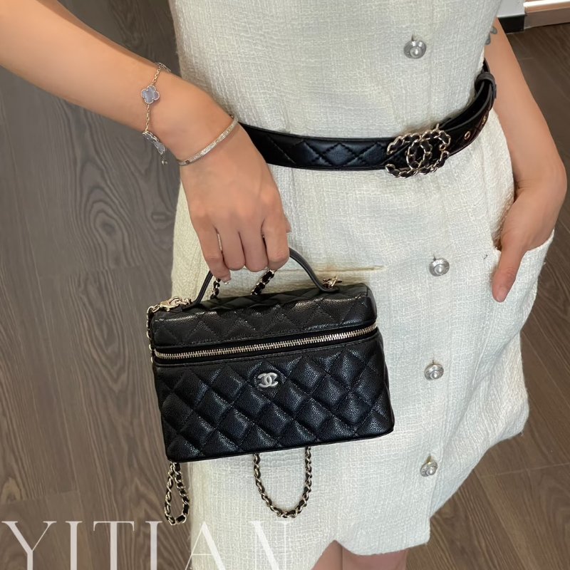 CHANEL LP粒面牛皮手提飯盒包 - 黑金-1