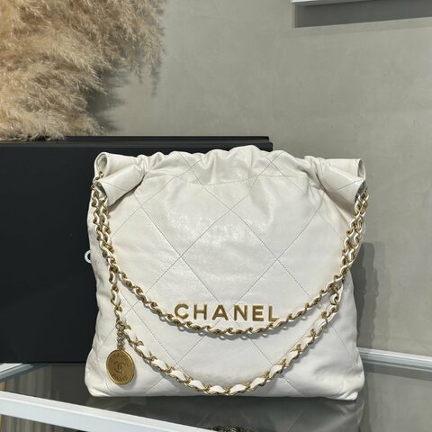 CHANEL 22 Bag - 小號白金