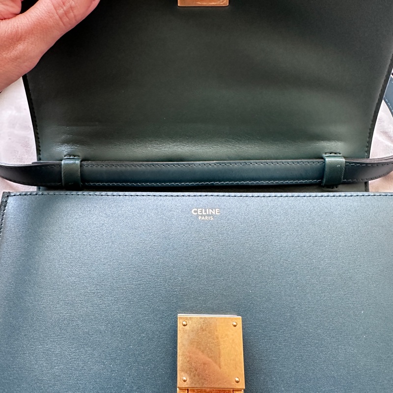 CELINE Classic Box|墨綠法式質感金釦包-9