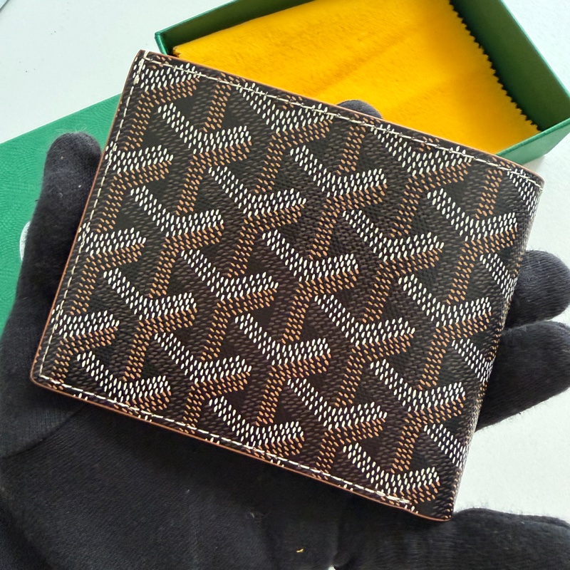 Goyard Victoire Wallet 對折8卡短夾 全新 (黑棕色)-2