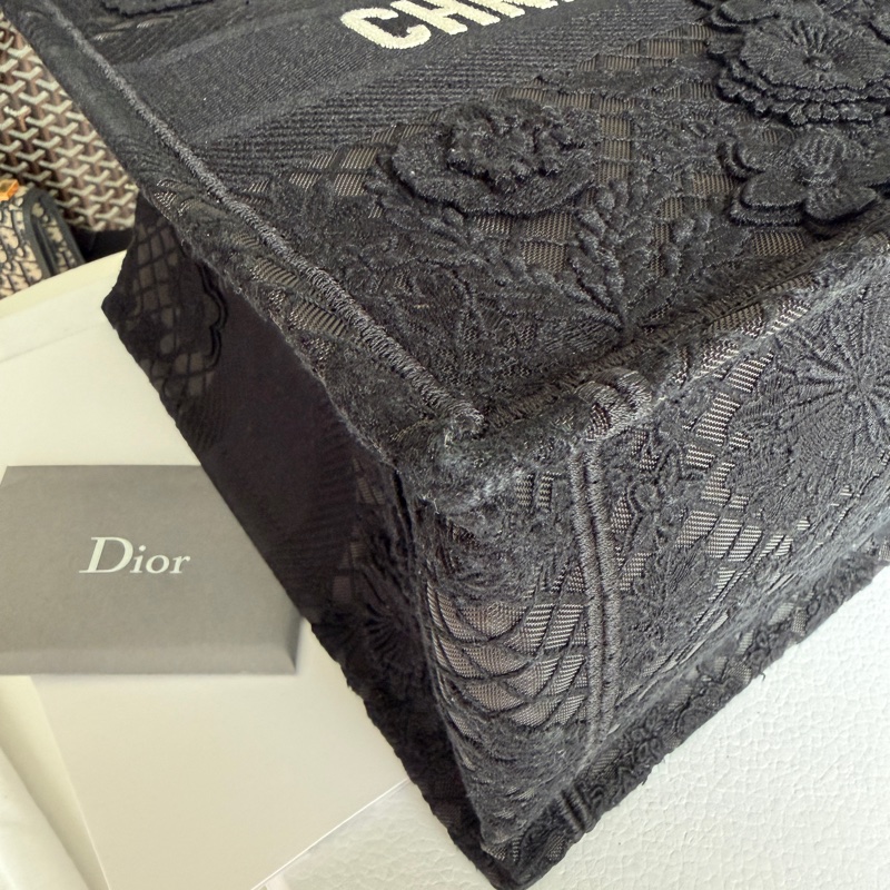 Christian Dior 的黑色蕾絲蝴蝶刺繡 Book Tote 手提包 二手美包-3
