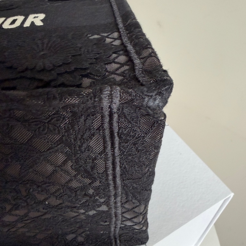 Christian Dior 的黑色蕾絲蝴蝶刺繡 Book Tote 手提包 二手美包-4