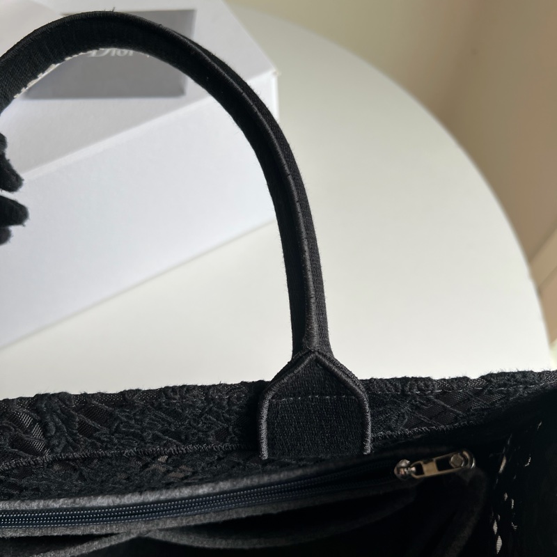 Christian Dior 的黑色蕾絲蝴蝶刺繡 Book Tote 手提包 二手美包-14