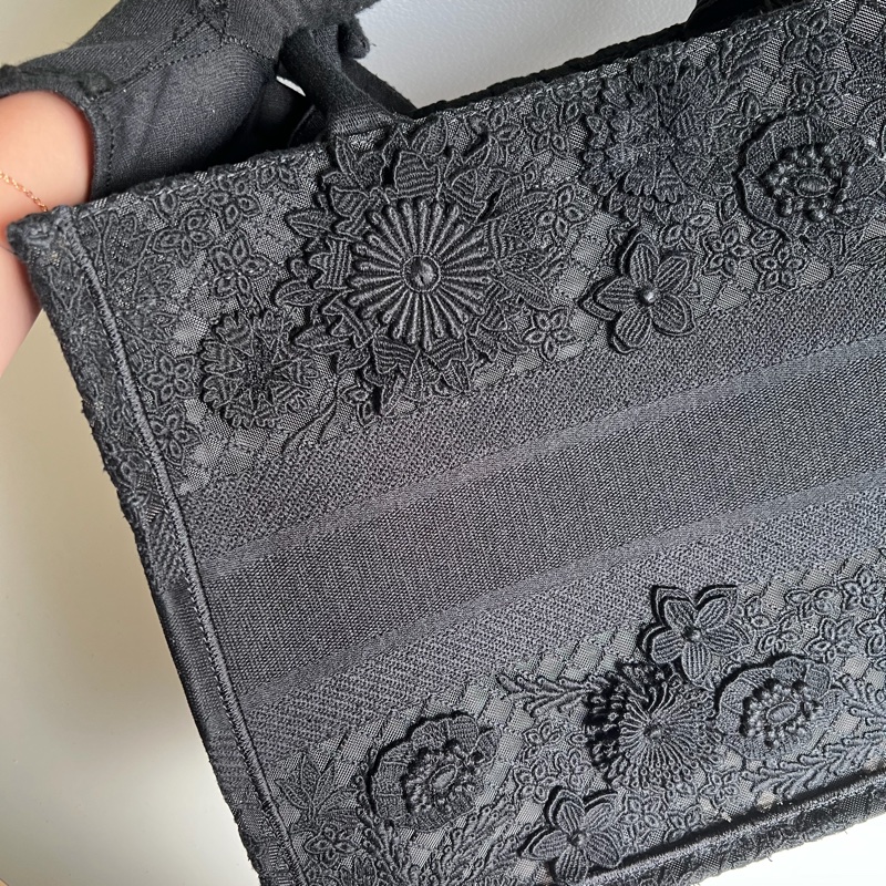 Christian Dior 的黑色蕾絲蝴蝶刺繡 Book Tote 手提包 二手美包-18