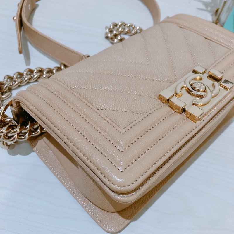 TK2069 香奈兒 牛皮 Chanel Boy Small 20cm Chevron Caviar Beige X GHW-6