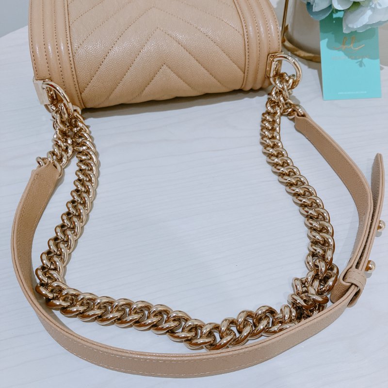 TK2069 香奈兒 牛皮 Chanel Boy Small 20cm Chevron Caviar Beige X GHW-25