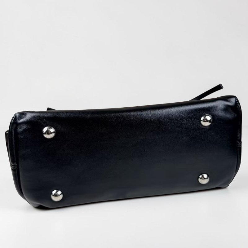 Louis Vuitton LV Carryall BB黑武士-5
