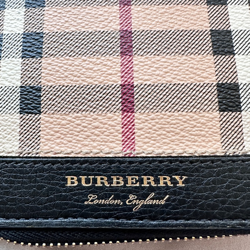 🖤 Burberry 經典戰馬格紋拉鍊長夾|奶茶格紋×黑金配色-1