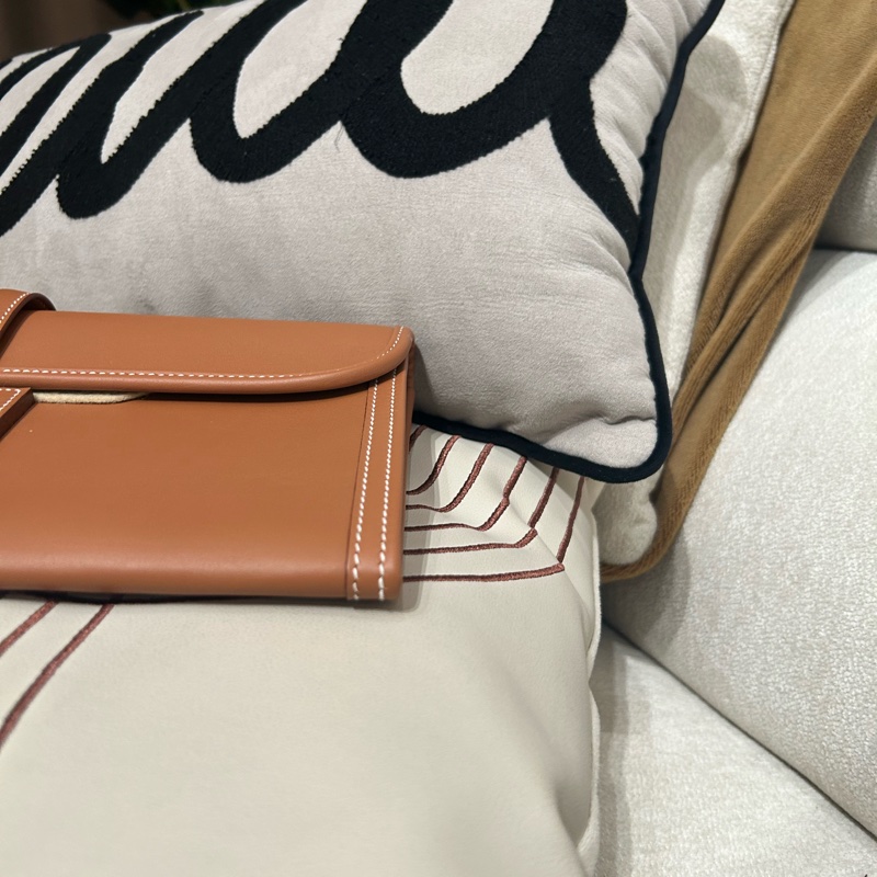 HERMES Jige Elan 29 Stamp U Clutch gold Calfskin-7