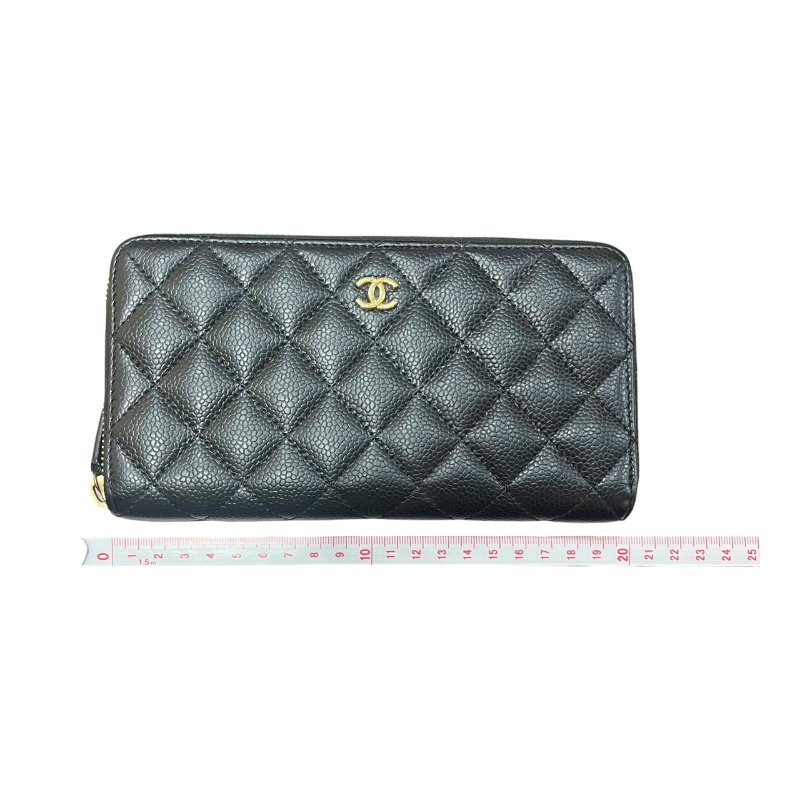 CHANEL 菱格紋拉鍊長夾 5-601-8