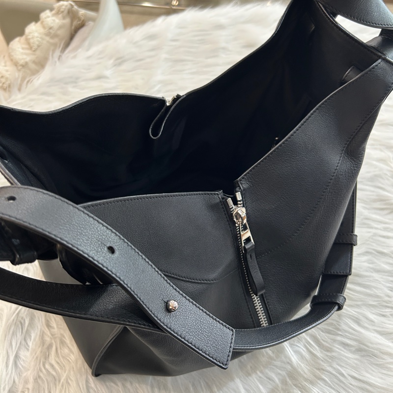 Loewe 黑色 吊床包-4