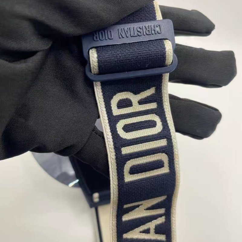 DIOR CLUB爆款 LOGO太陽帽 整體還不錯-3
