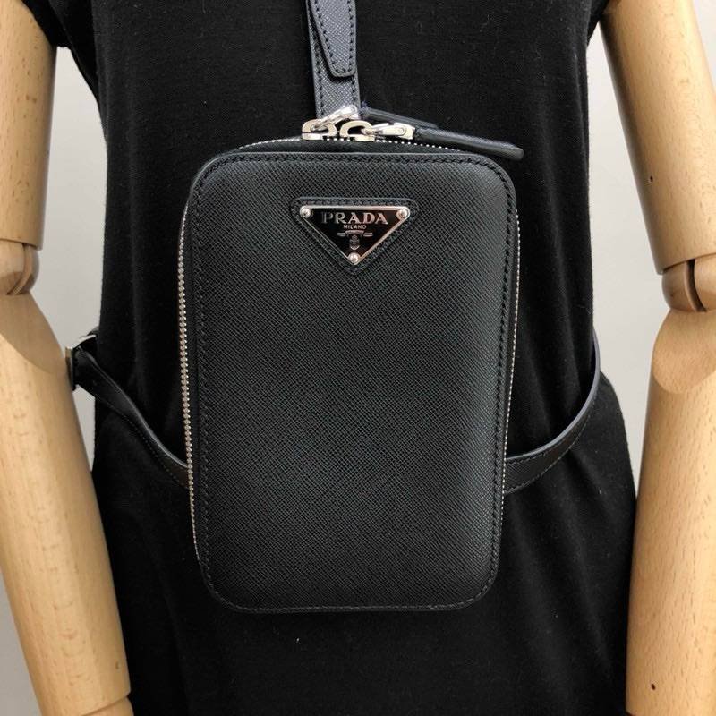 正品 prada 新款胸背/斜背包/腰包(附保卡)-3