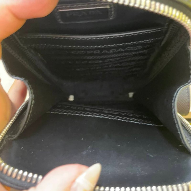 正品 prada 新款胸背/斜背包/腰包(附保卡)-4