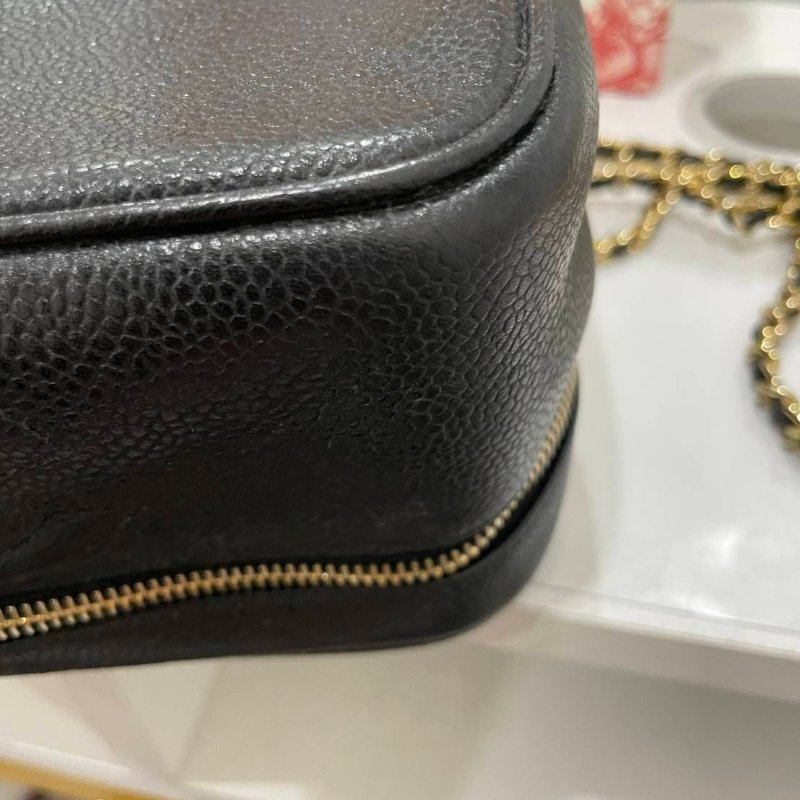 正品Chanel 荔枝皮 vintage 黑金 化妝包 手提包 斜背包-7