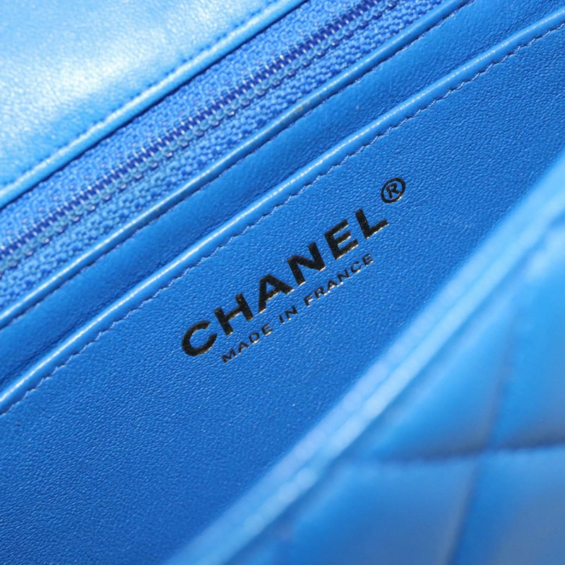 【日本直送】香奈兒 (CHANEL) 迷你絎縫 19 鏈條包,羊皮材質,藍色,金色雙C標誌,正品編號 182032SAV-19