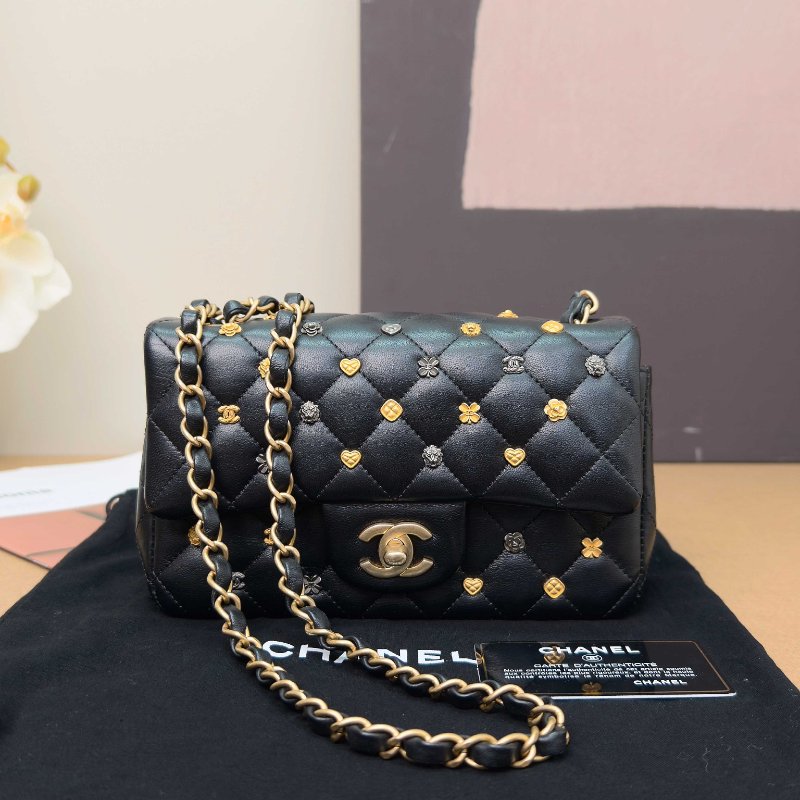 CHANEL 黑金羊皮大mini 肩背斜背包20*12*7 99新配件塵袋 保卡-1