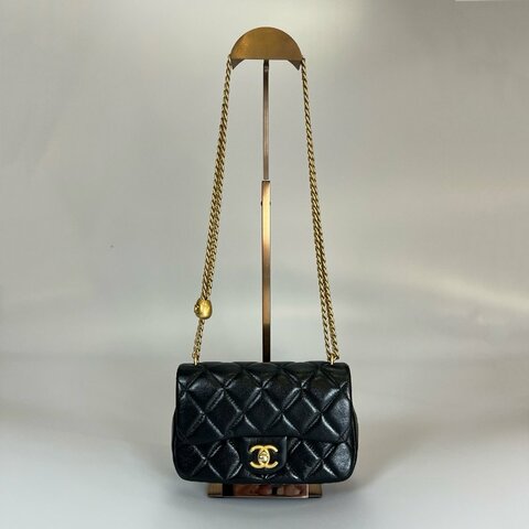 CHANEL CF愛心調節扣方胖包 黑金羊 AS3828/晶片款