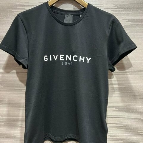 💎Han's house精品服飾💎 GIVENCHY 紀梵希 LOGO 短 T 現貨 青年款=女成人 S M