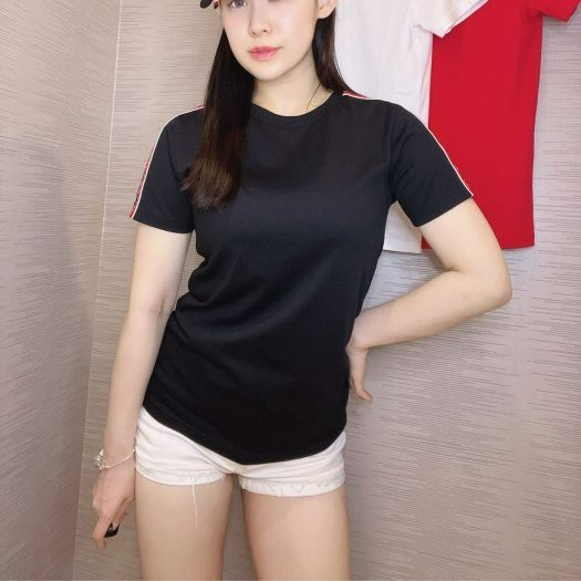 💎Han's house精品服飾💎GIVENCHY 紀梵希 串標 Logo T恤 短 T 白 現貨 青年款=女成人 XS-1