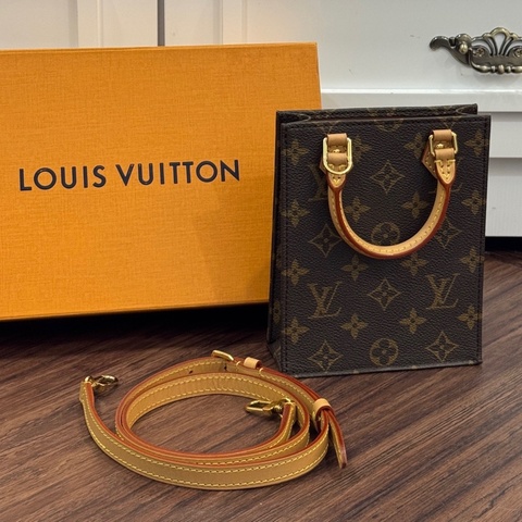 LV M81295/晶片款 老花Petit Sac Plat 琴譜包