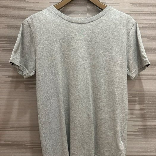 💎Han's house精品服飾💎 GIVENCHY 紀梵希 串標 銀線 Logo T 短 T 現貨 青年款=女成人 S M-3