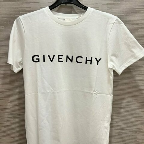 💎Han's house精品服飾💎GIVENCHY 紀梵希 雙面 LOGO 短T  青年款=男 成人款 XS S 號