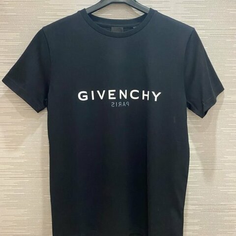 💎Han's house精品服飾💎GIVENCHY 紀梵希 雙面 Logo 短 T 黑 現貨 青年款= 男成人 XS S