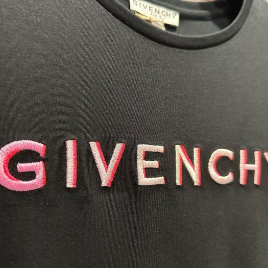 💎Han's house精品服飾💎 GIVENCHY 紀梵希 短 T 連身裙 洋裝 現貨 青年款=女成人 S~ M-1