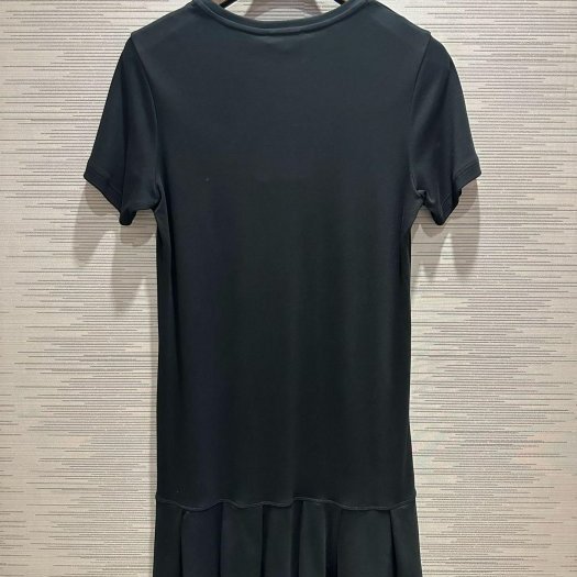 💎Han's house精品服飾💎 GIVENCHY 紀梵希 短 T 連身裙 洋裝 現貨 青年款=女成人 S~ M-2