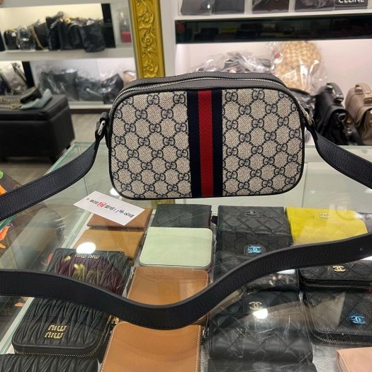 東區正精品㊣GUCCI 681064 PVC 深藍色皮革藍紅藍皮革背帶斜背包相機包 RZ6474-3