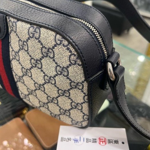 東區正精品㊣GUCCI 681064 PVC 深藍色皮革藍紅藍皮革背帶斜背包相機包 RZ6474-5