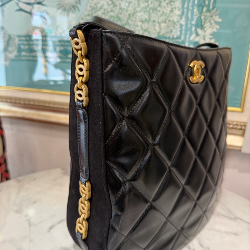 Chanel 黑亮面牛皮菱格紋Hobo金釦肩背包AS3397-4