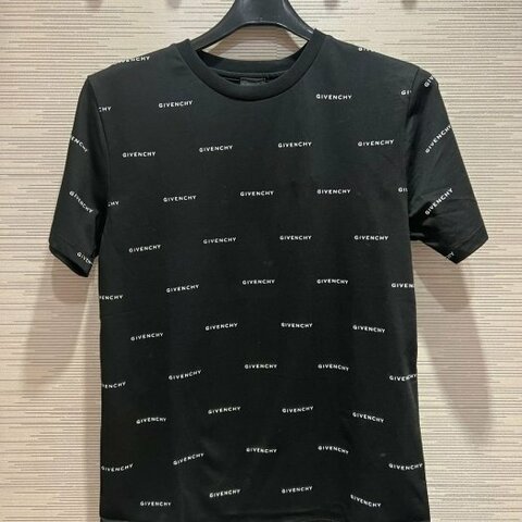 💎Han's house精品服飾💎GIVENCHY 紀梵希 滿版 LOGO 短T 現貨 青年款=女成人款 XS S