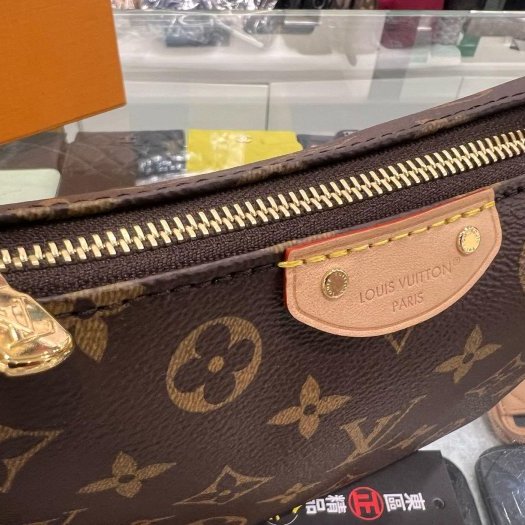 東區正精品㊣LV M27509 Pochette Hills 全新老花單把飯盒包手提包 RZ6476-1