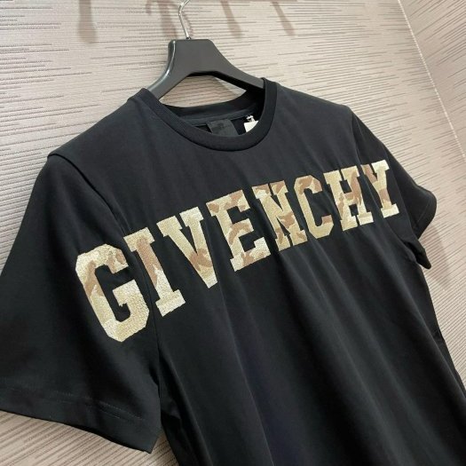 💎Han's house精品服飾💎GIVENCHY 紀梵希 LOGO 刺繡 迷彩 短 T~現貨 青年款=男 成人 XS S-5