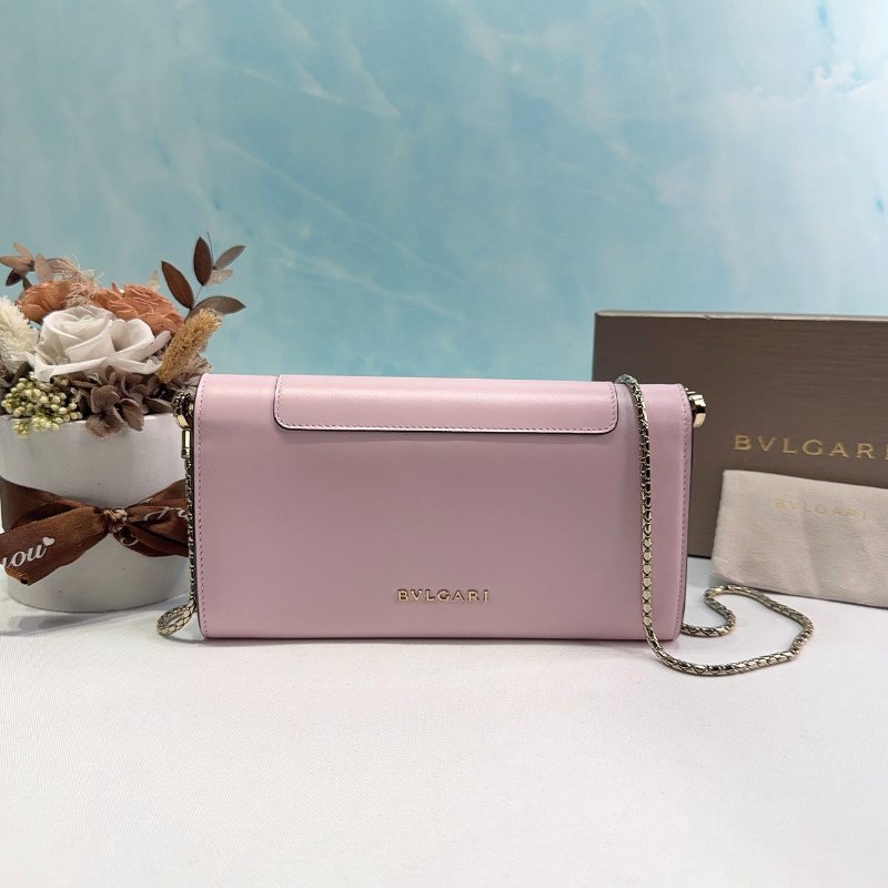 BVLGARI Serpenti Forever小牛皮蛇頭鍊帶WOC-1