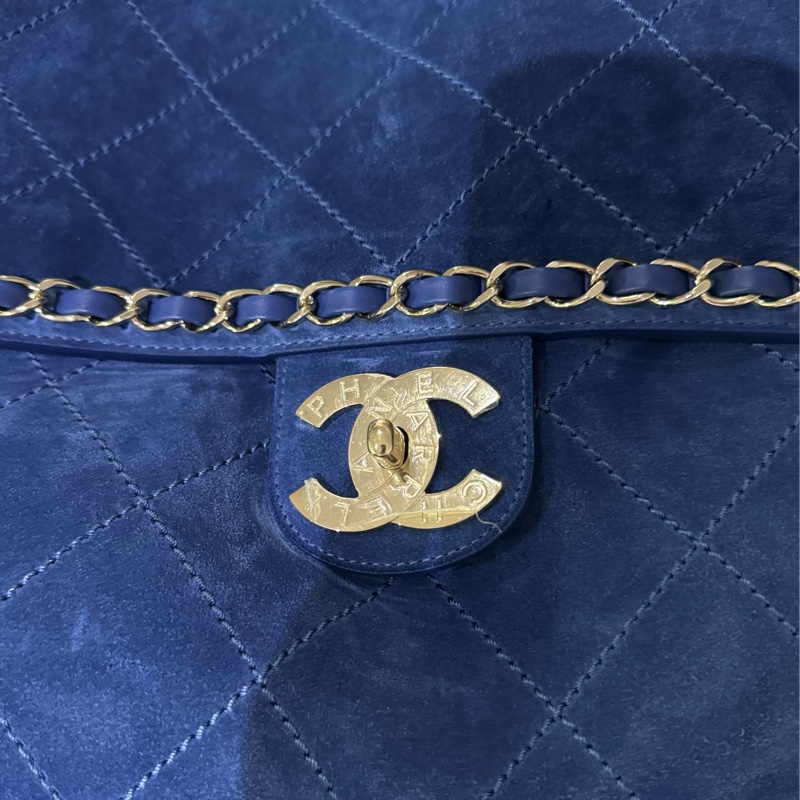 Nigo 權志龍Gd 同款Chanell x Pharrel Williams 菲董聯名限量款 flag bag 藍色麂皮大包近全新-3
