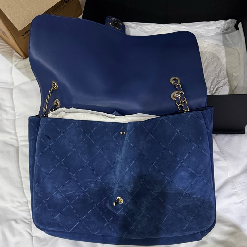 Nigo 權志龍Gd 同款Chanell x Pharrel Williams 菲董聯名限量款 flag bag 藍色麂皮大包近全新-9