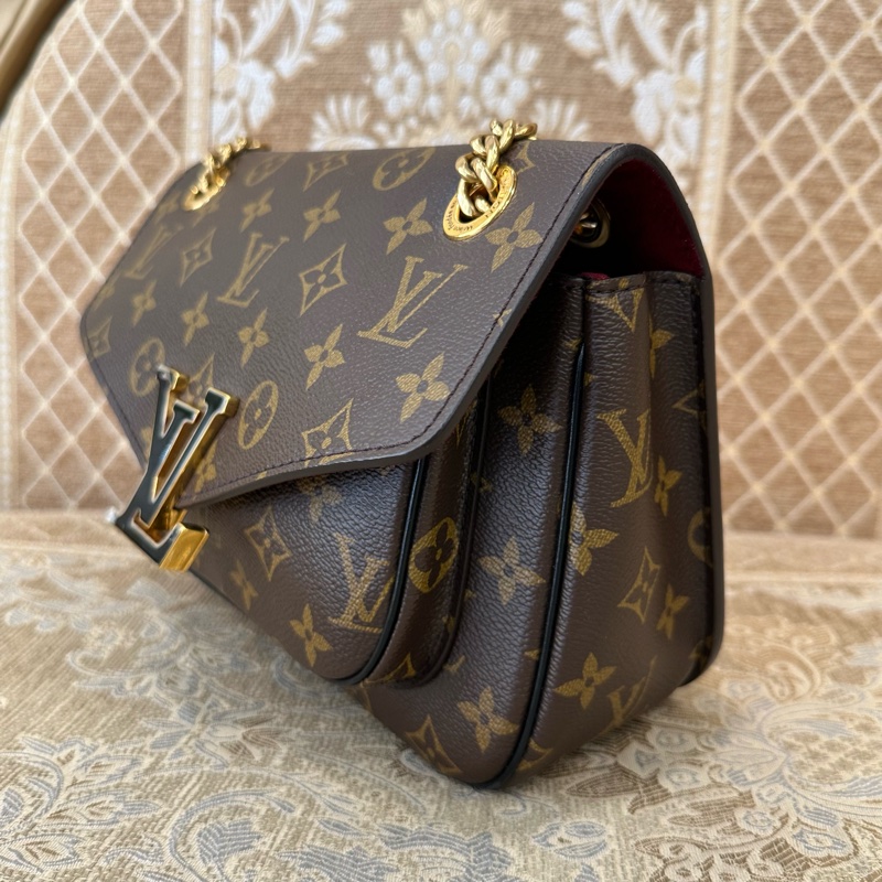 LV 原花金釦Passy MM肩斜背包M45592-3