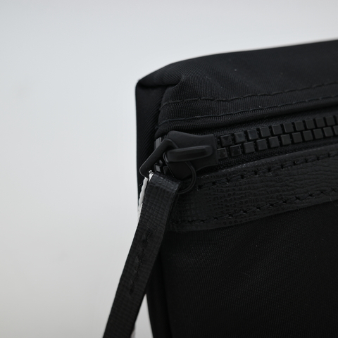 Longchamp 手拿包