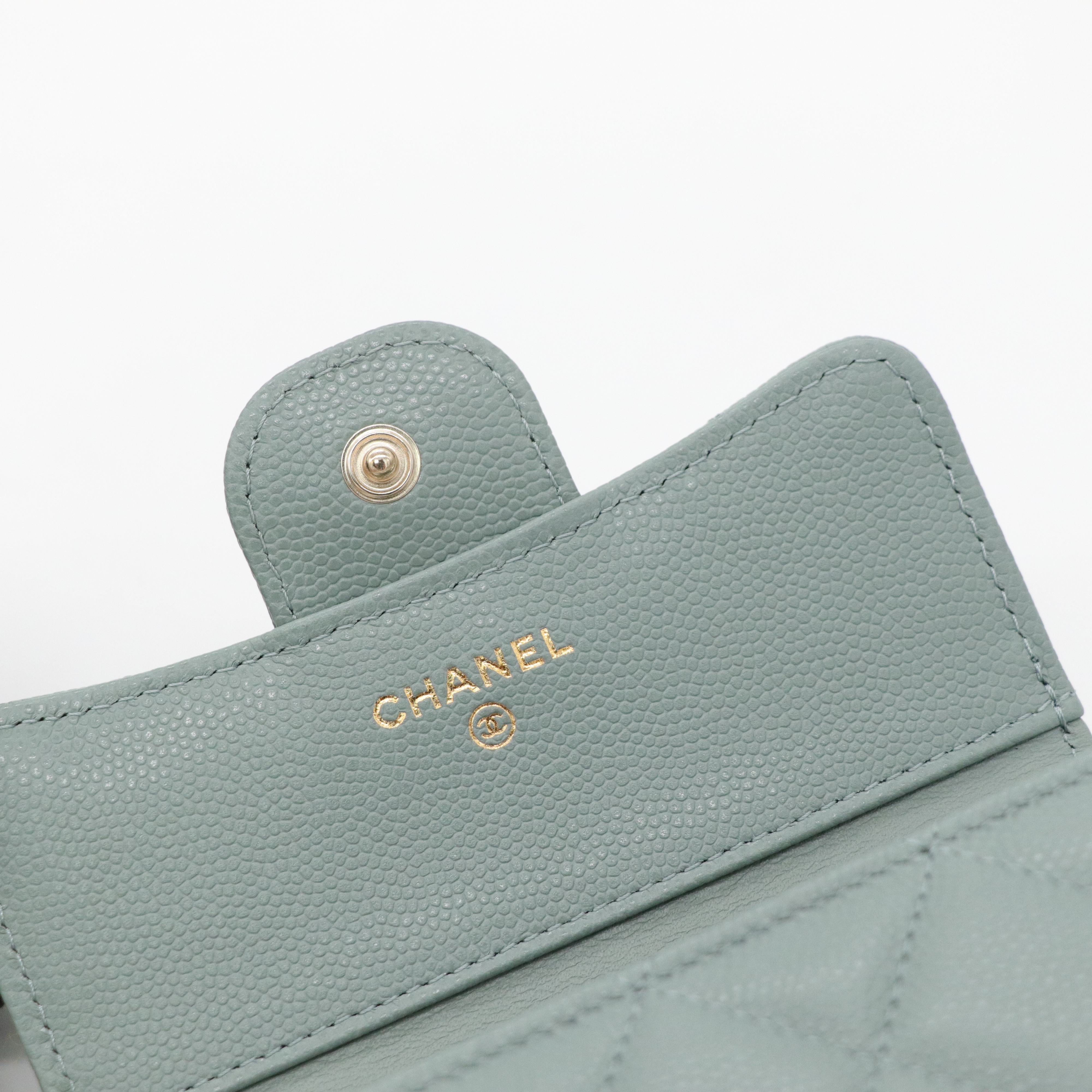 Chanel香奈兒 荔枝牛皮 CC Logo 三折短夾-7