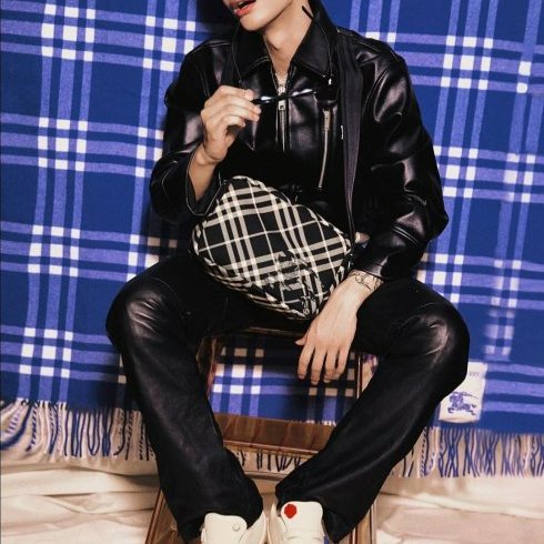 💎Han's house精品服飾💎BURBERRY Paddy 格紋 刺繡戰馬 相機包 原價36900-1
